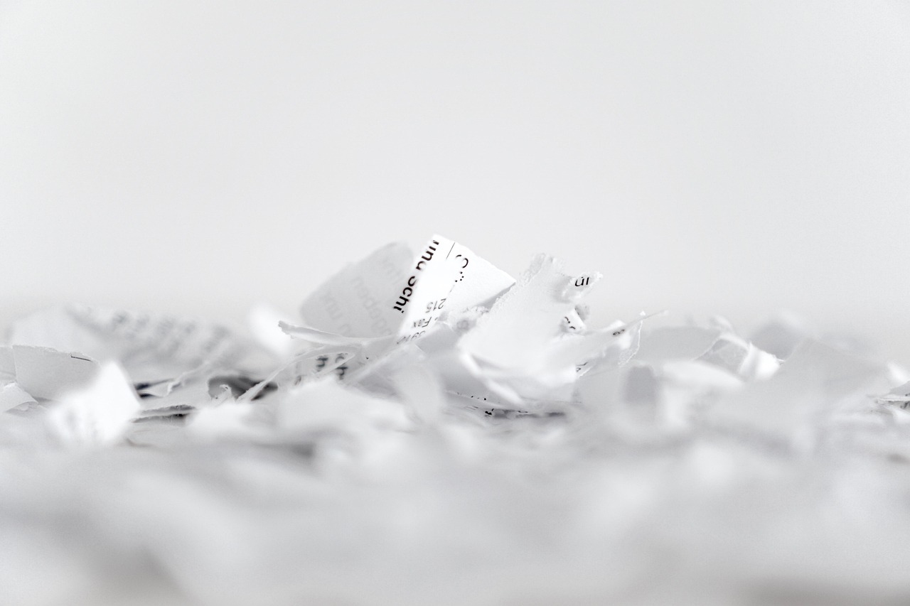 Como se escreve ficha? Veja a grafia correta e como usar